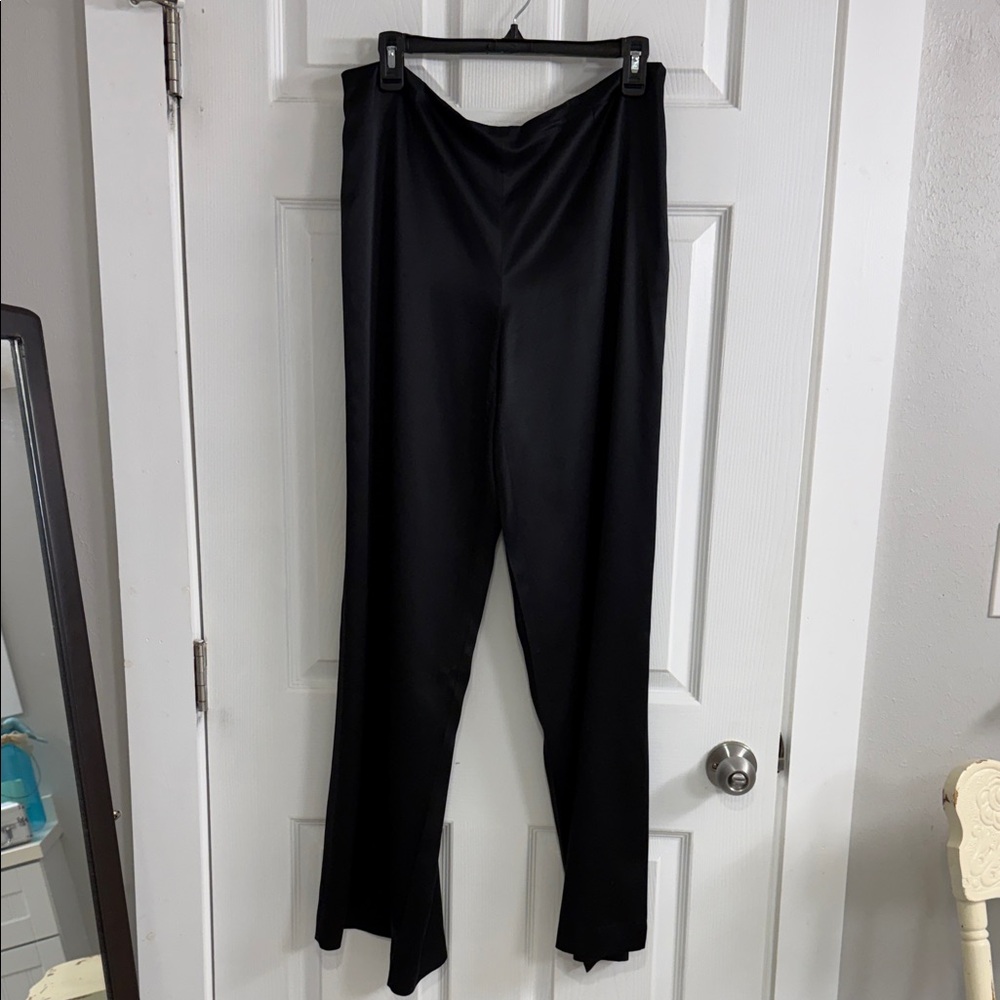 Dana Buchman Classic Black Flare Pants